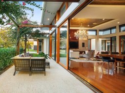 2-sliding-doors-160