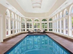 Custom windows gallery